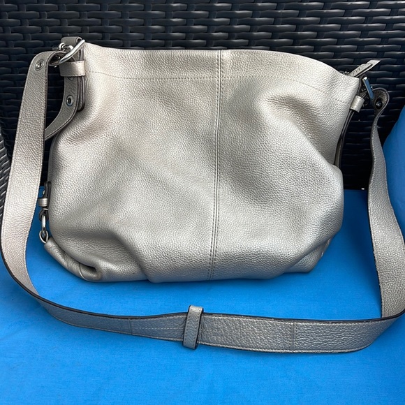 Coach crossbody - Picture 1 of 5